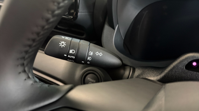 Mazda 2 Hybrid 1.5i Hybrid Homura 5dr CVT Hybrid Hatchback - Image 27